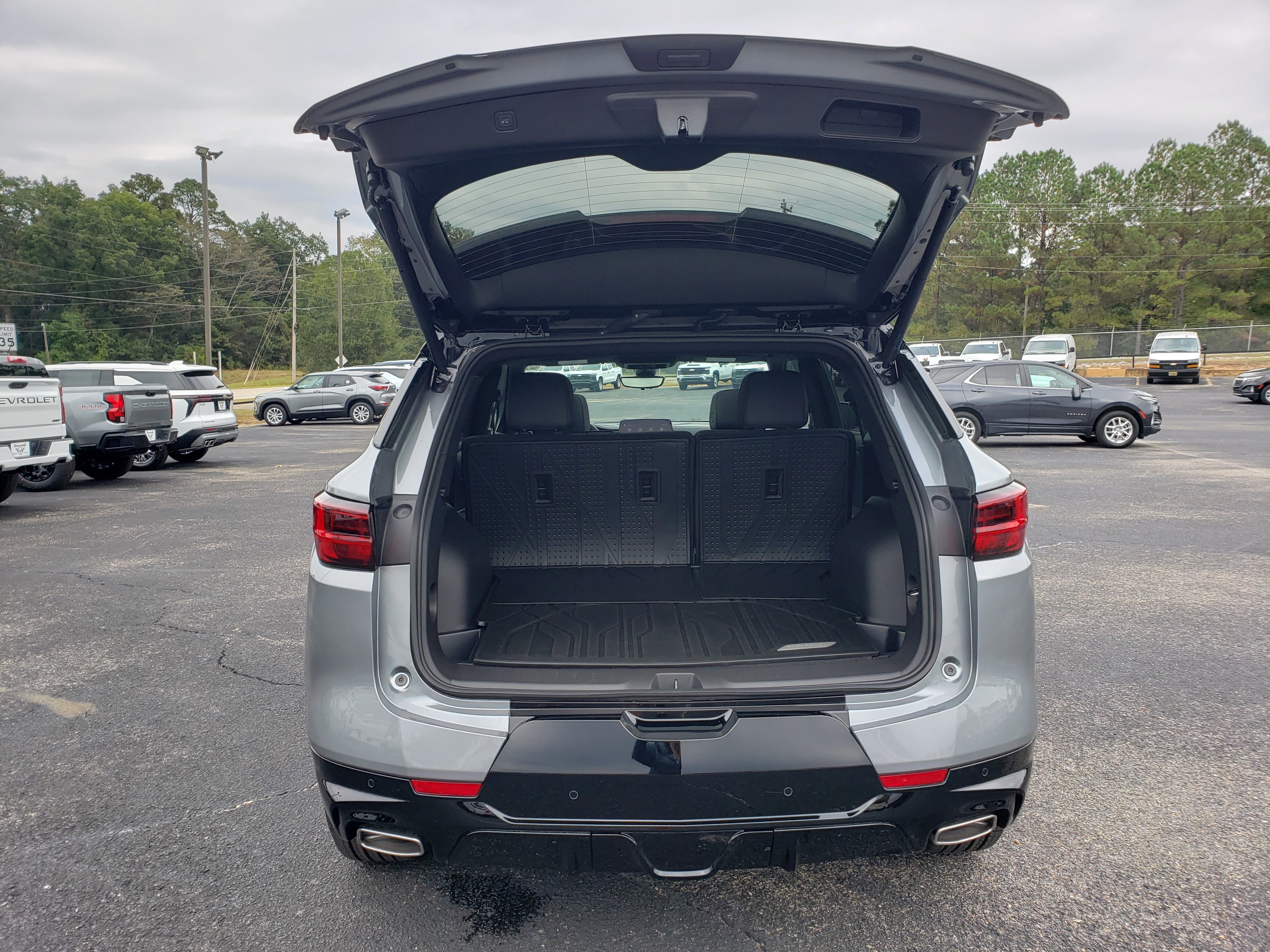 New 2025 Chevrolet Blazer RS w/ Driver Confidence II Package image 9