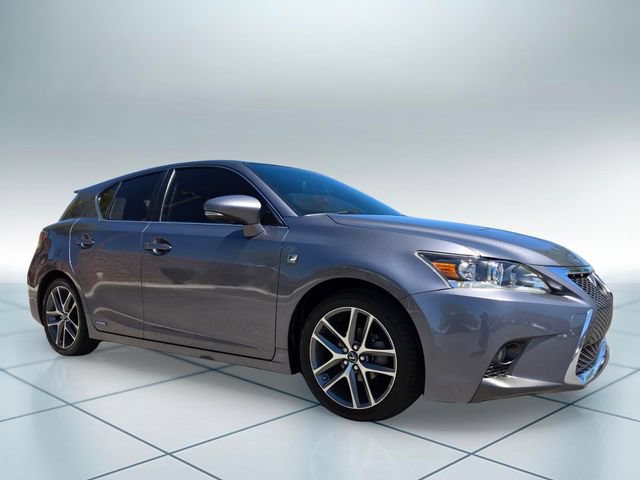 Used 2016 Lexus CT 200h w/ Navigation Package FWD image 3