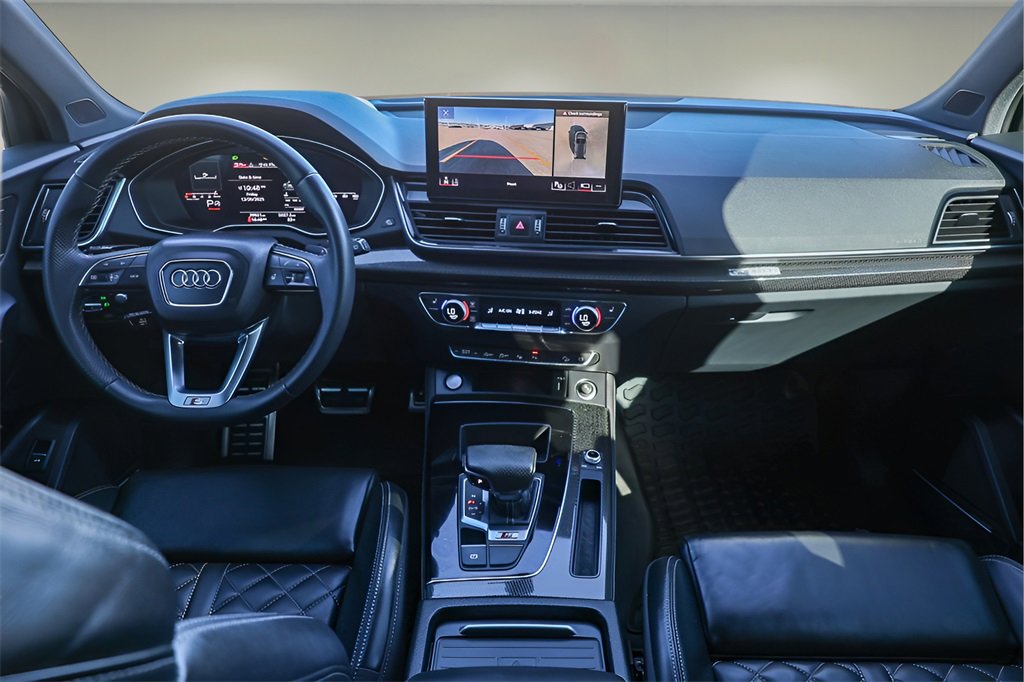 Used 2023 Audi SQ5 Prestige w/ Prestige Package image 9
