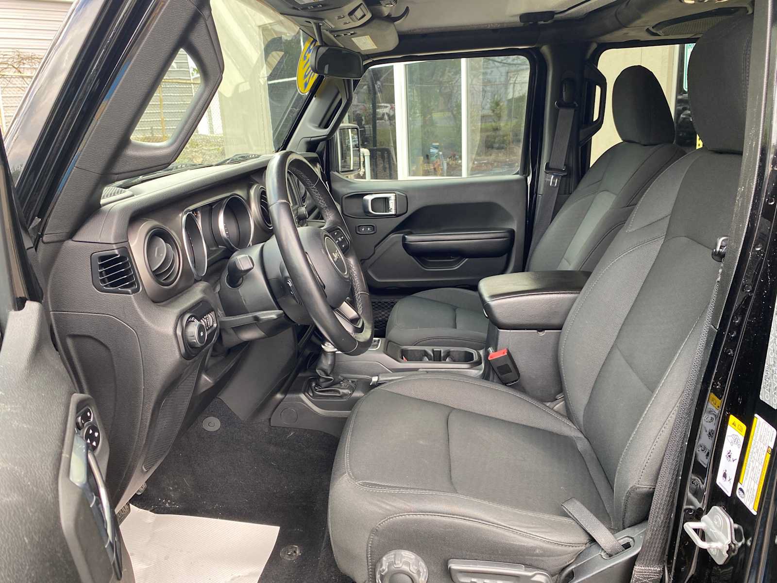 Used 2019 Jeep Wrangler Unlimited Sport S AWD/4WD image 9