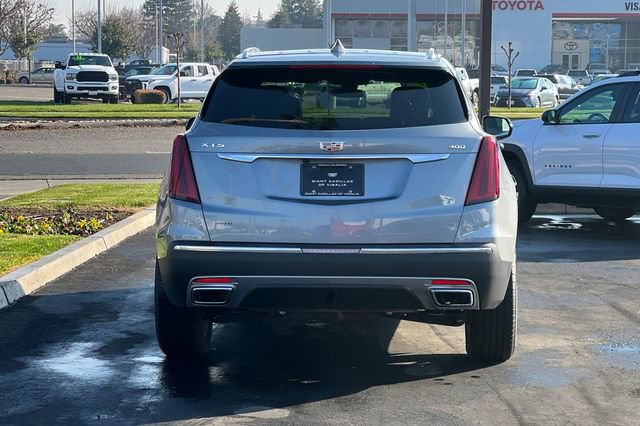 Used 2025 Cadillac XT5 Premium Luxury image 5