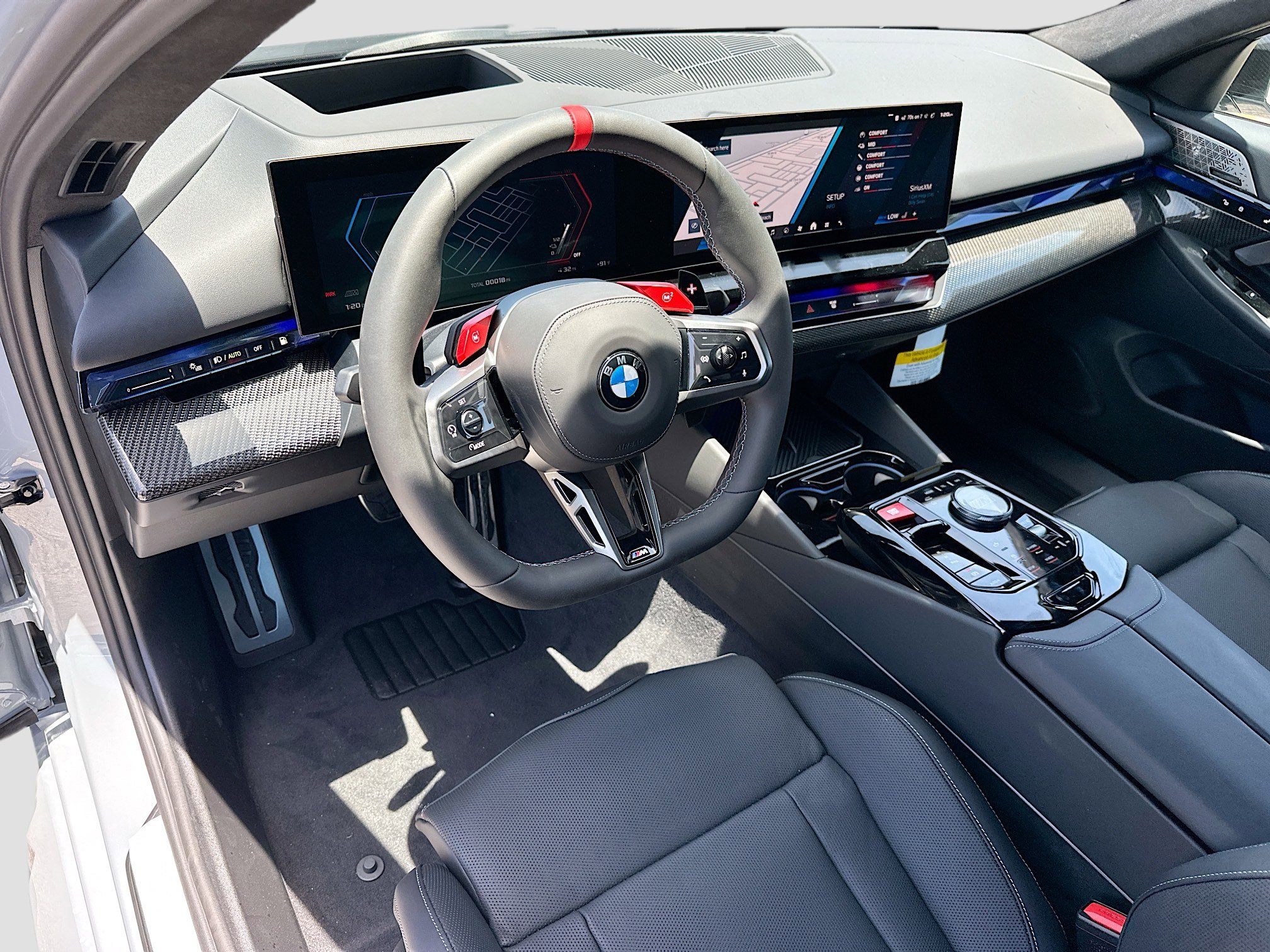 New 2026 BMW M5 w/ Carbon Package image 9