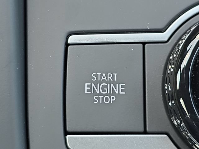 New 2026 Volkswagen Tiguan SE R-Line AWD/4WD image 16
