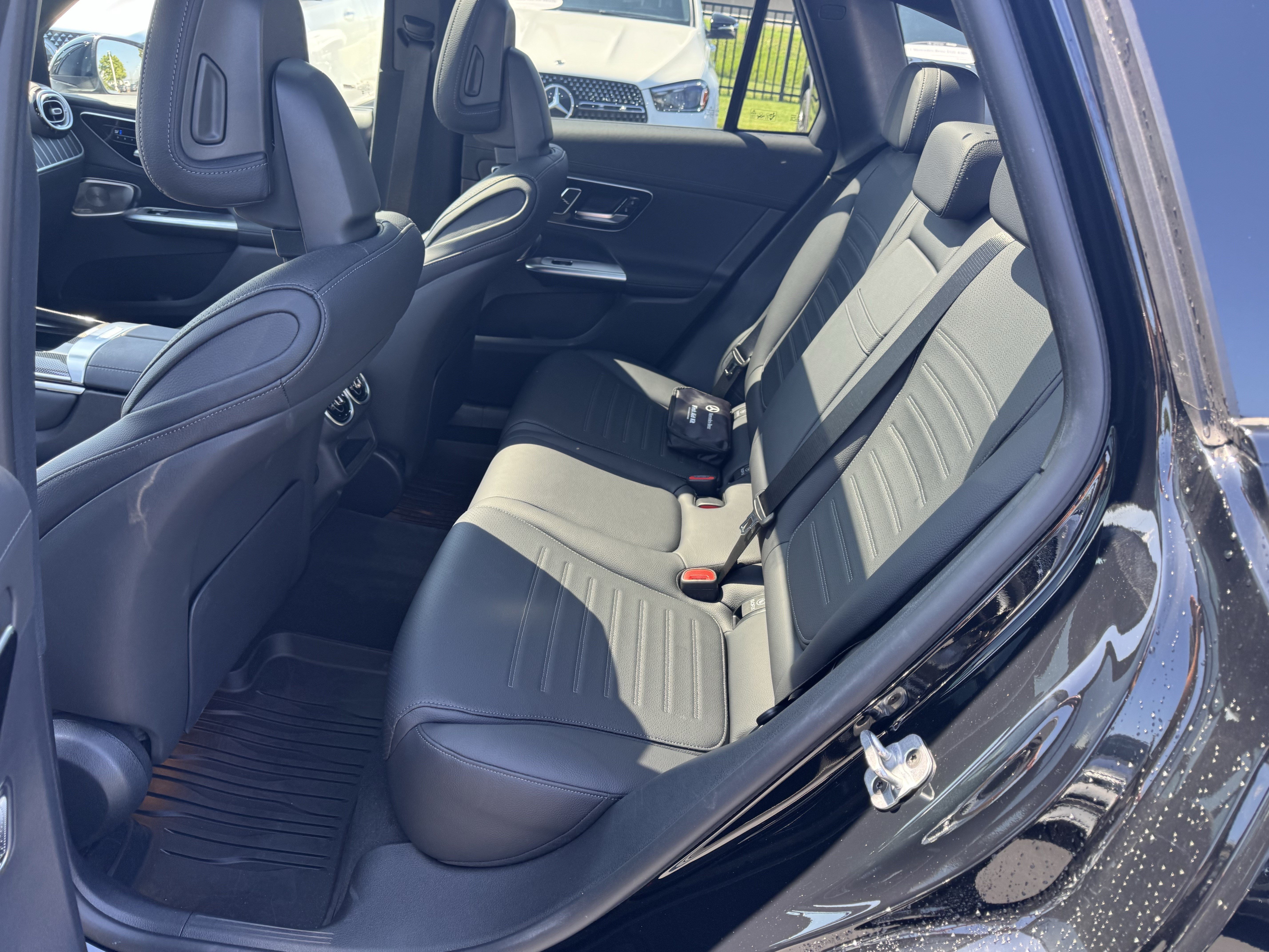 Certified 2026 Mercedes-Benz GLC 350e 4MATIC image 33