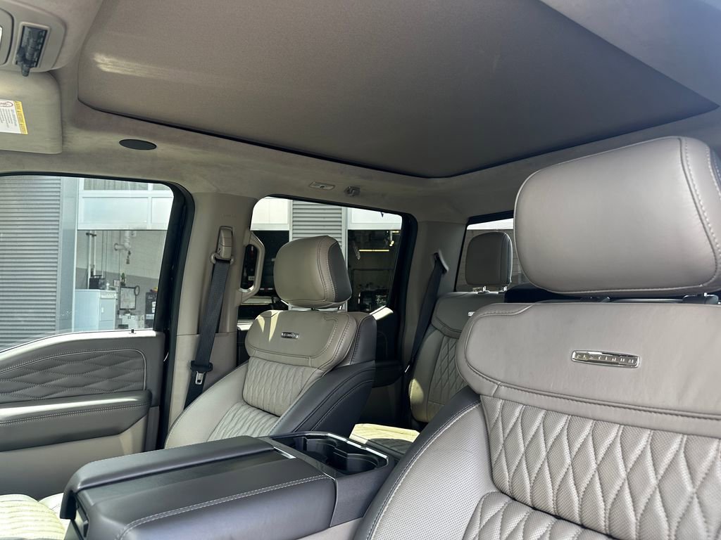 Used 2025 Ford F450 Platinum w/ Platinum Plus Package AWD/4WD image 12