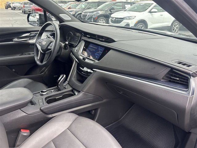 Certified 2024 Cadillac XT5 Premium Luxury w/ LPO, Floor Liner Package image 30