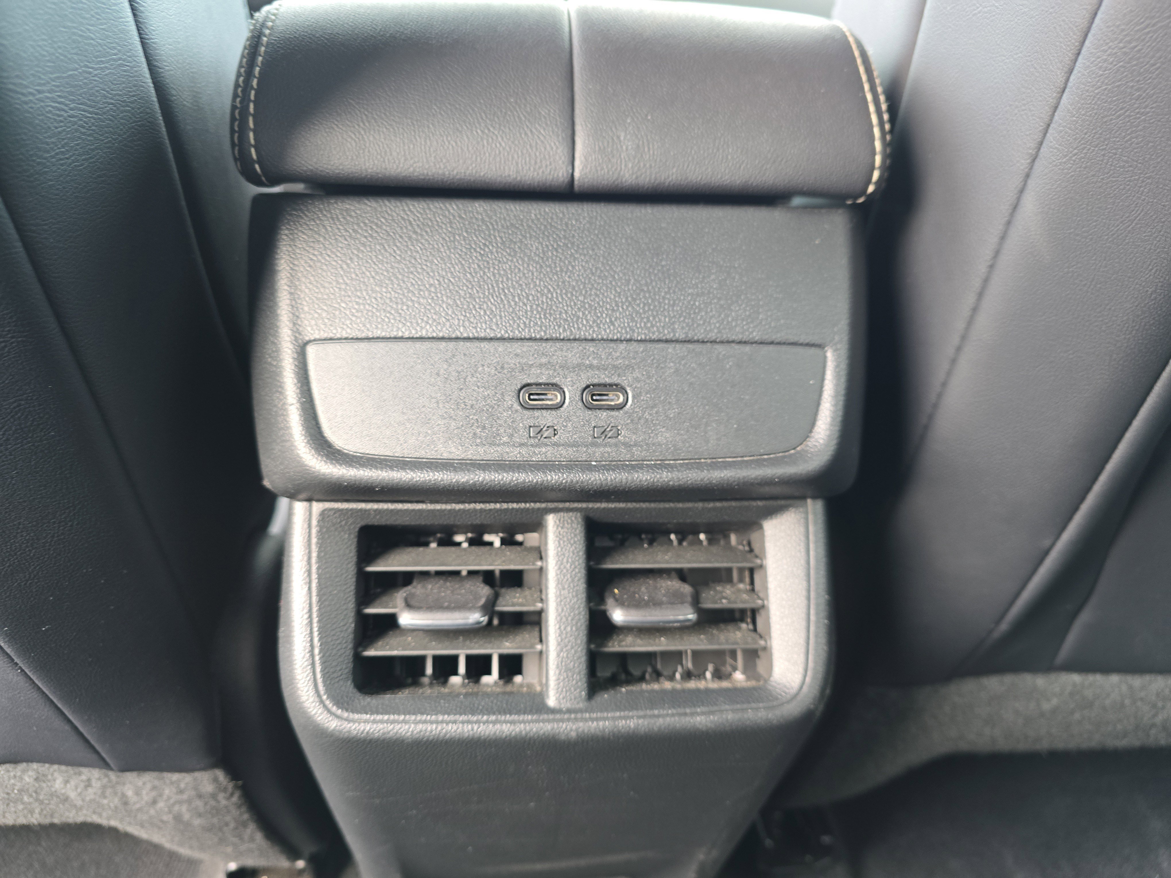 Used 2026 GMC Terrain Elevation w/ Elevation Premium Package AWD/4WD image 16