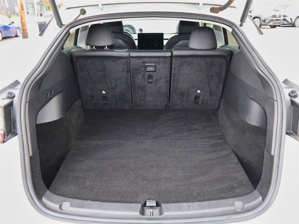 Used 2021 Tesla Model Y Performance image 8
