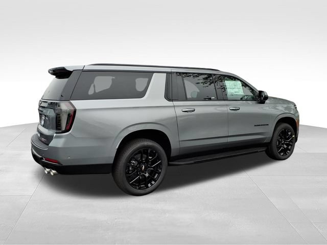 New 2026 Chevrolet Suburban RST w/ Comfort Package AWD/4WD image 3