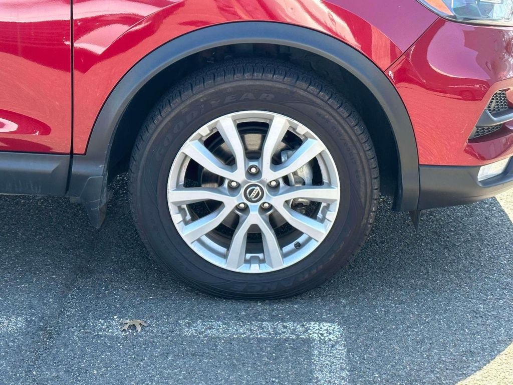 Used 2022 Nissan Rogue Sport SV AWD/4WD image 7