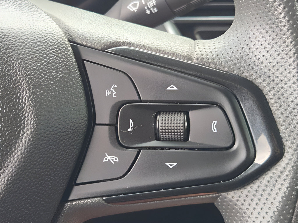 Certified 2026 Chevrolet TrailBlazer LT FWD image 32