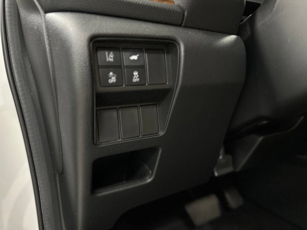 Used 2020 Honda CR-V Touring image 17
