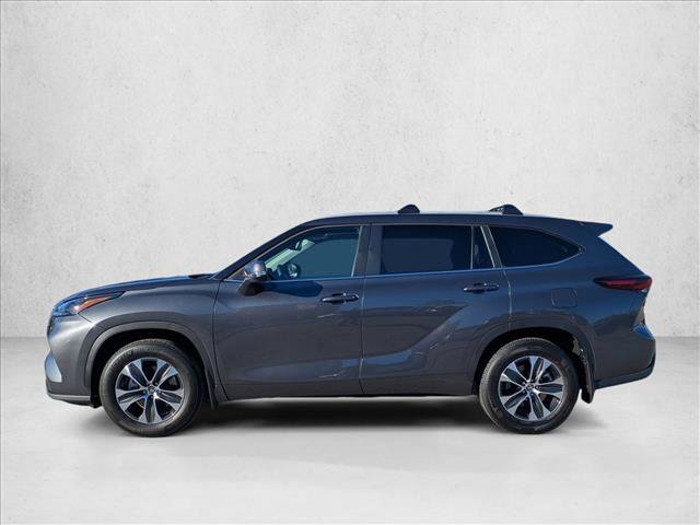 New 2025 Toyota Highlander LE image 5