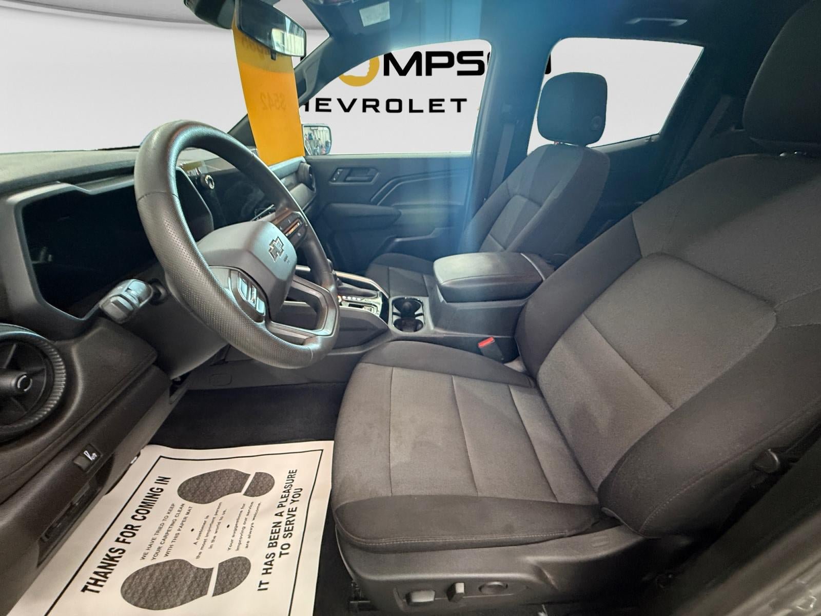 Certified 2024 Chevrolet Colorado Trail Boss w/ Technology Package AWD/4WD image 9
