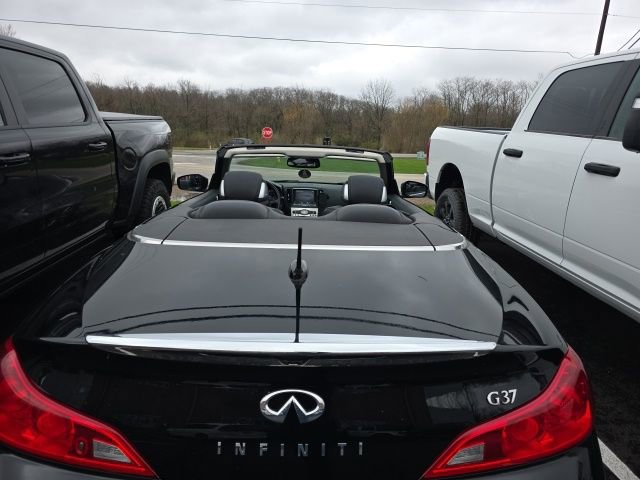 Used 2013 INFINITI G37 Sport w/ Premium Pkg image 3