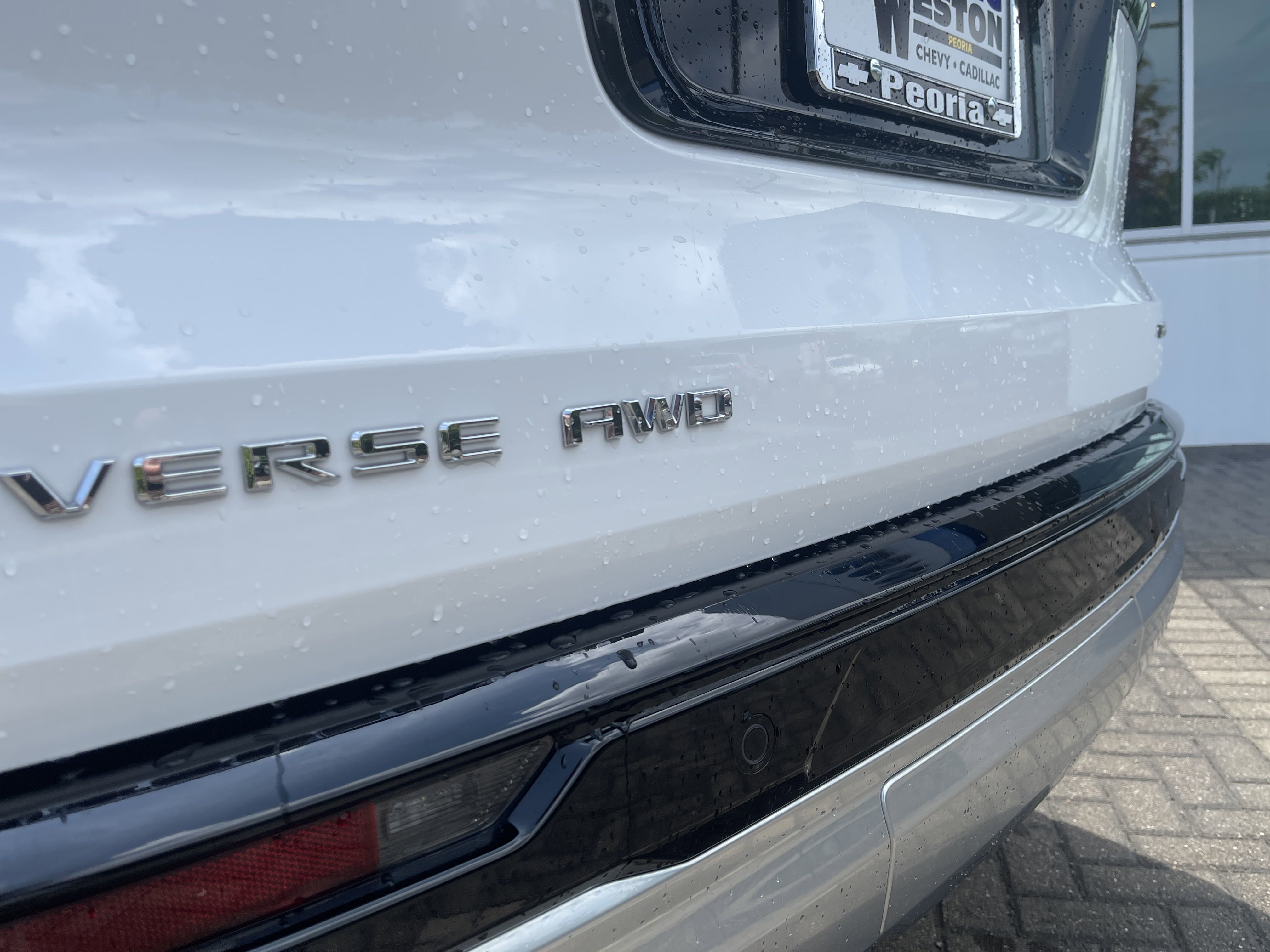 Used 2024 Chevrolet Traverse RS image 13