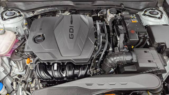 Used 2025 Hyundai Sonata SEL FWD image 29