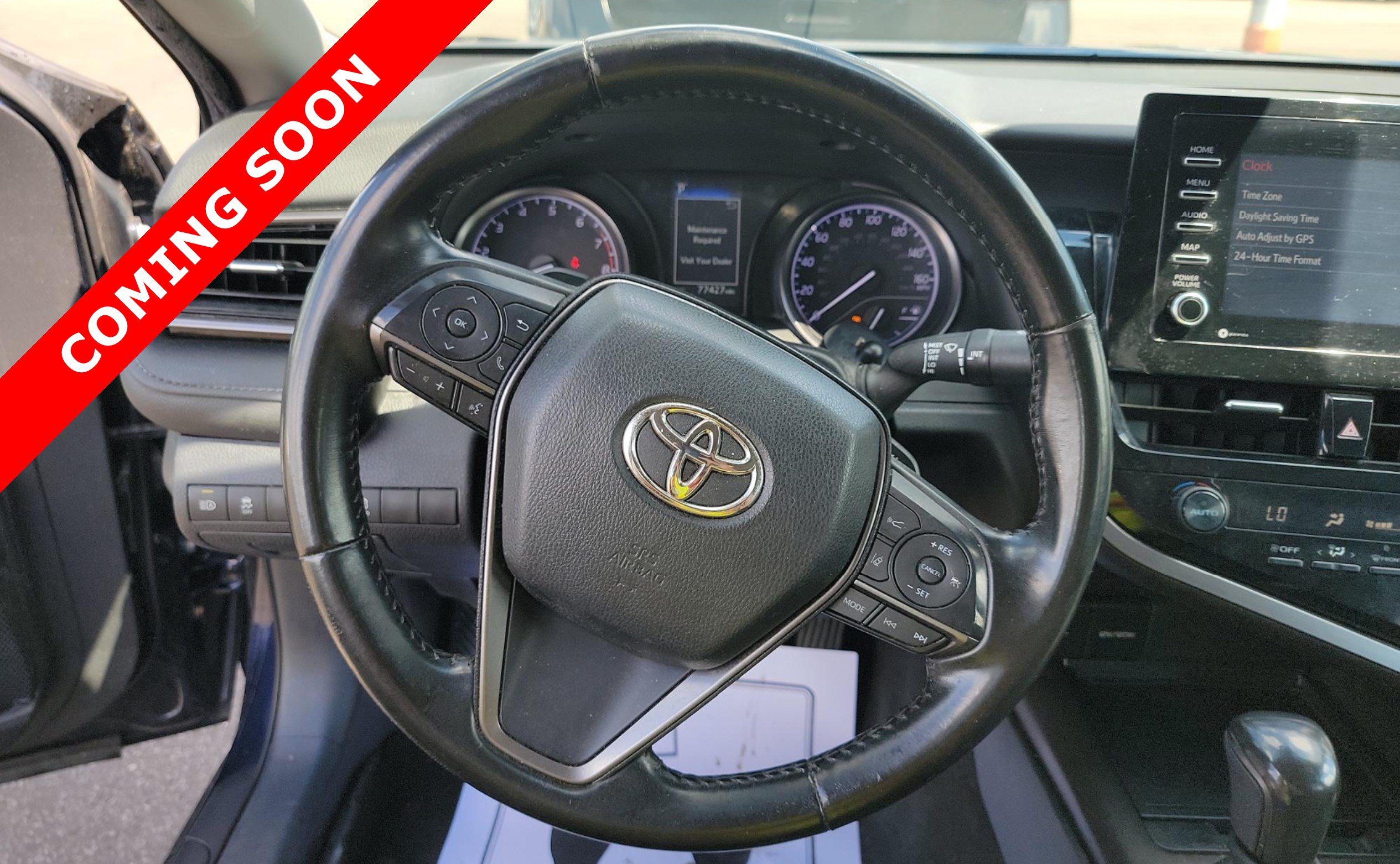 Used 2021 Toyota Camry SE FWD image 6