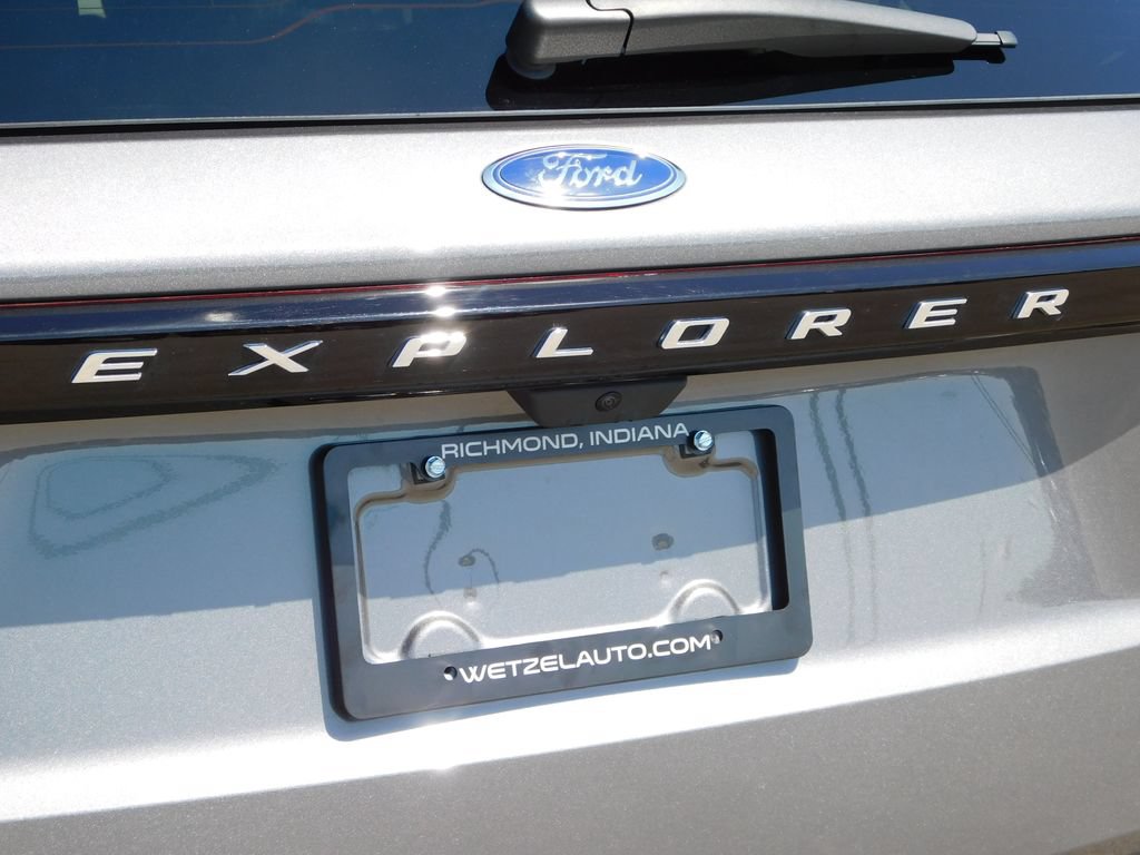Used 2025 Ford Explorer Active w/ Active Comfort Package AWD/4WD image 50