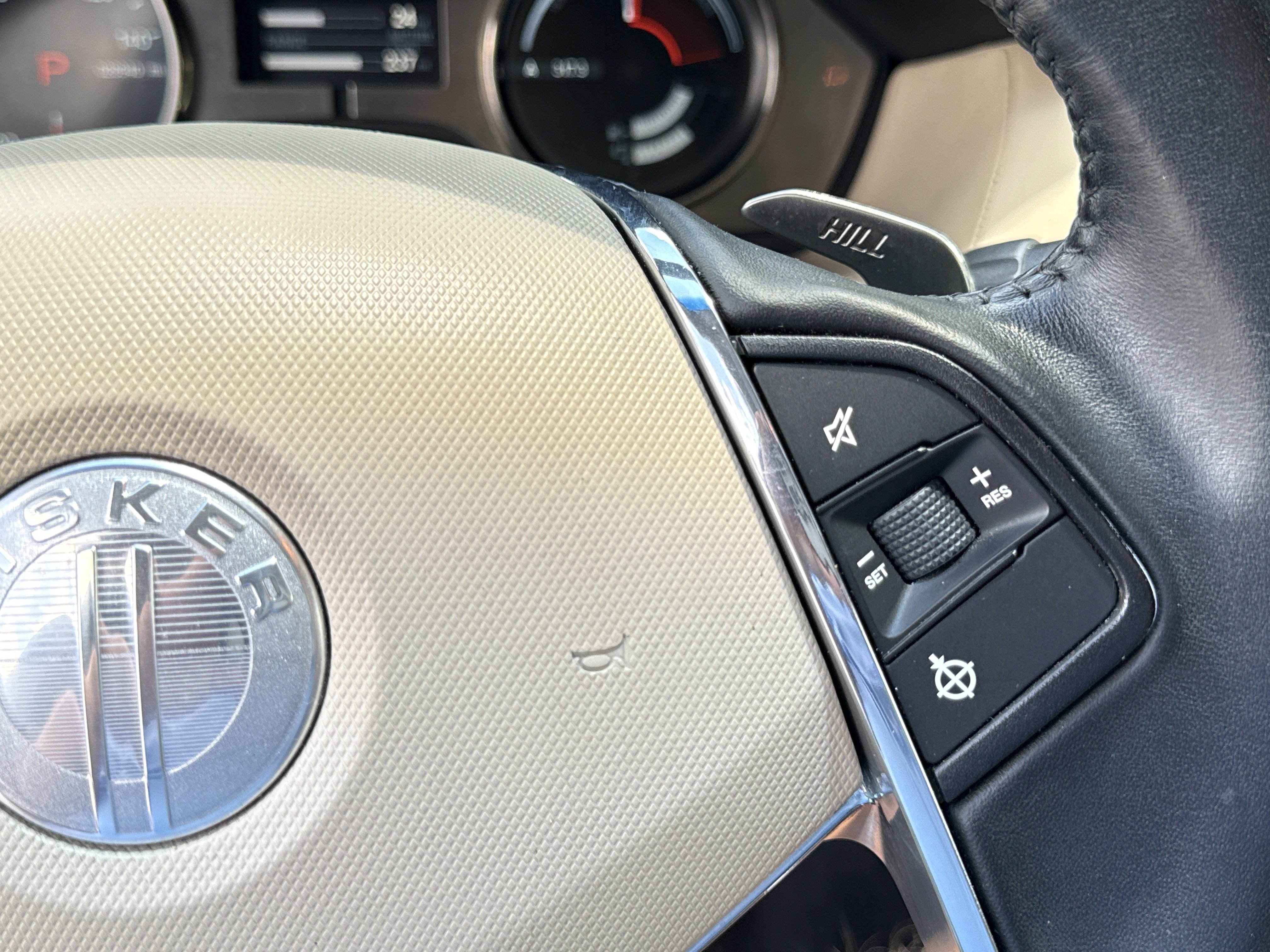 Used 2012 Fisker Karma EcoSport RWD image 16