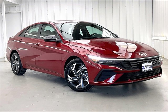 Used 2025 Hyundai Elantra Sport