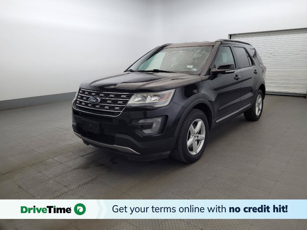 Used 2017 Ford Explorer XLT w/ Equipment Group 201A AWD/4WD image 1