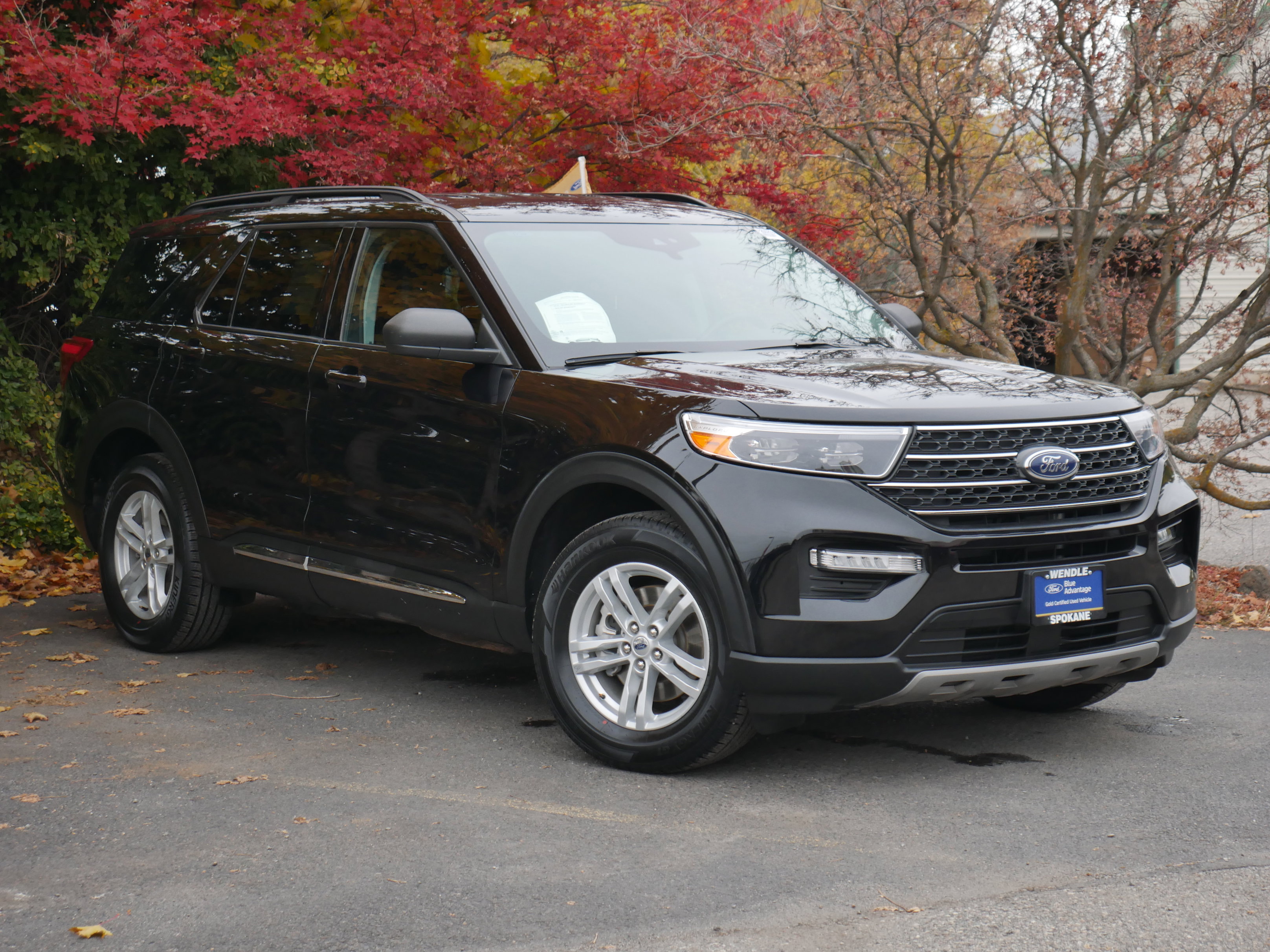 Certified 2024 Ford Explorer XLT w/ Equipment Group 202A image 29