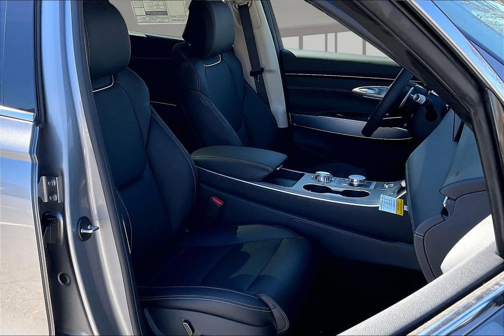 New 2026 Genesis GV70 2.5T Select AWD/4WD image 9