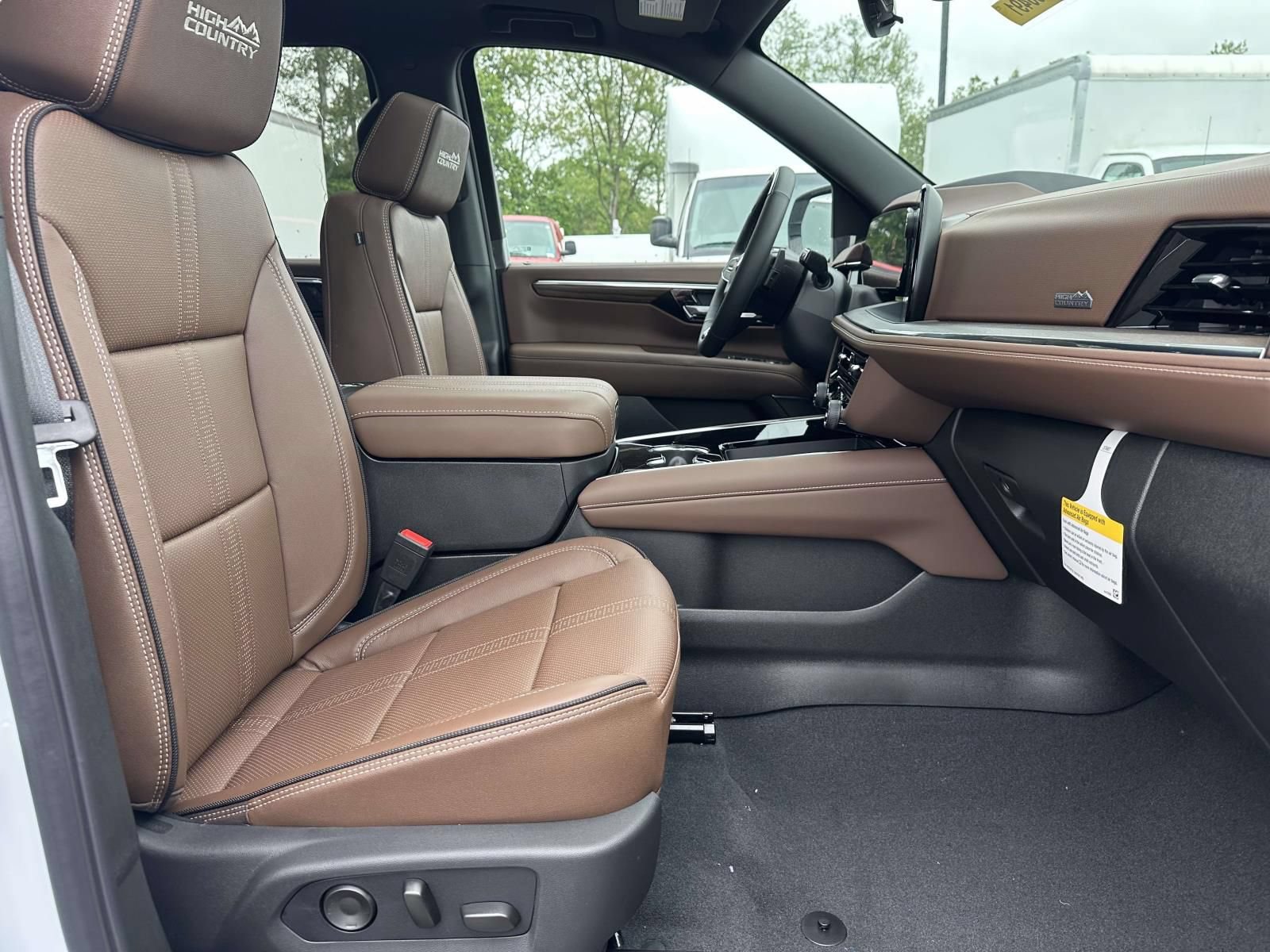 New 2026 Chevrolet Suburban High Country AWD/4WD image 25