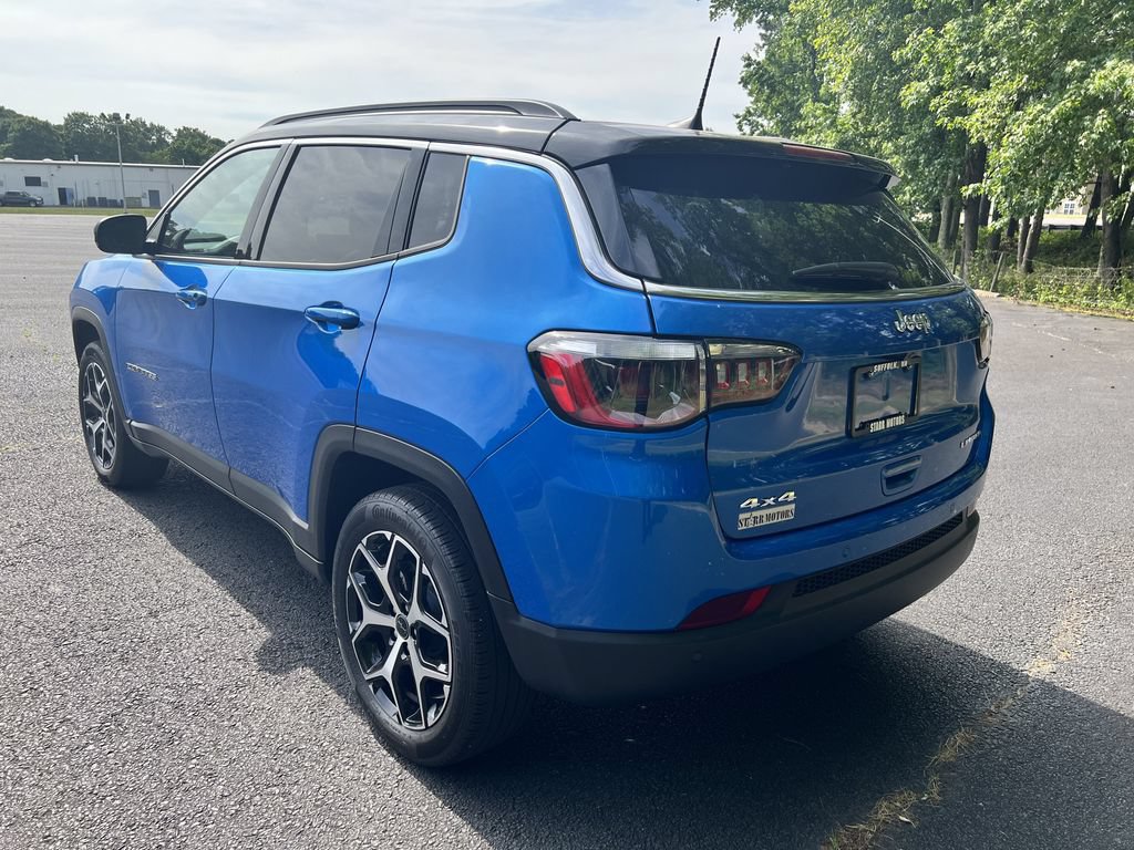 Certified 2025 Jeep Compass Limited AWD/4WD image 5