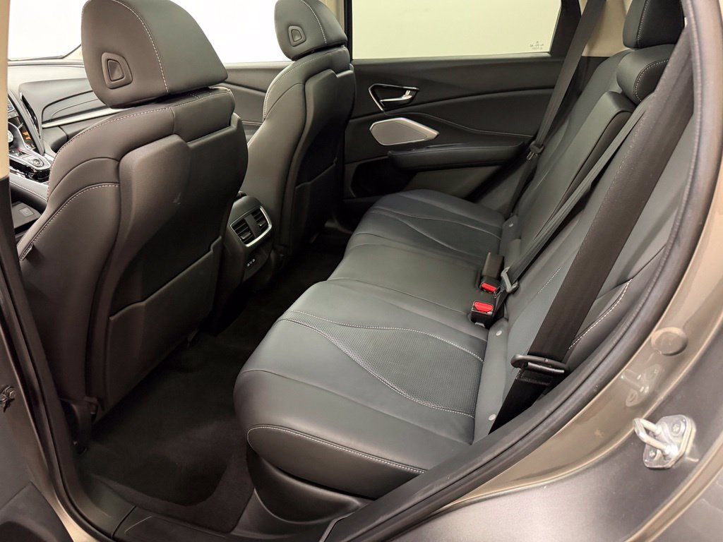 Used 2023 Acura RDX w/ Technology Package AWD/4WD image 32