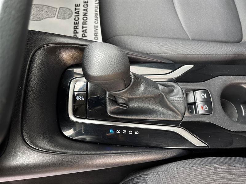 Used 2022 Toyota Corolla LE image 17