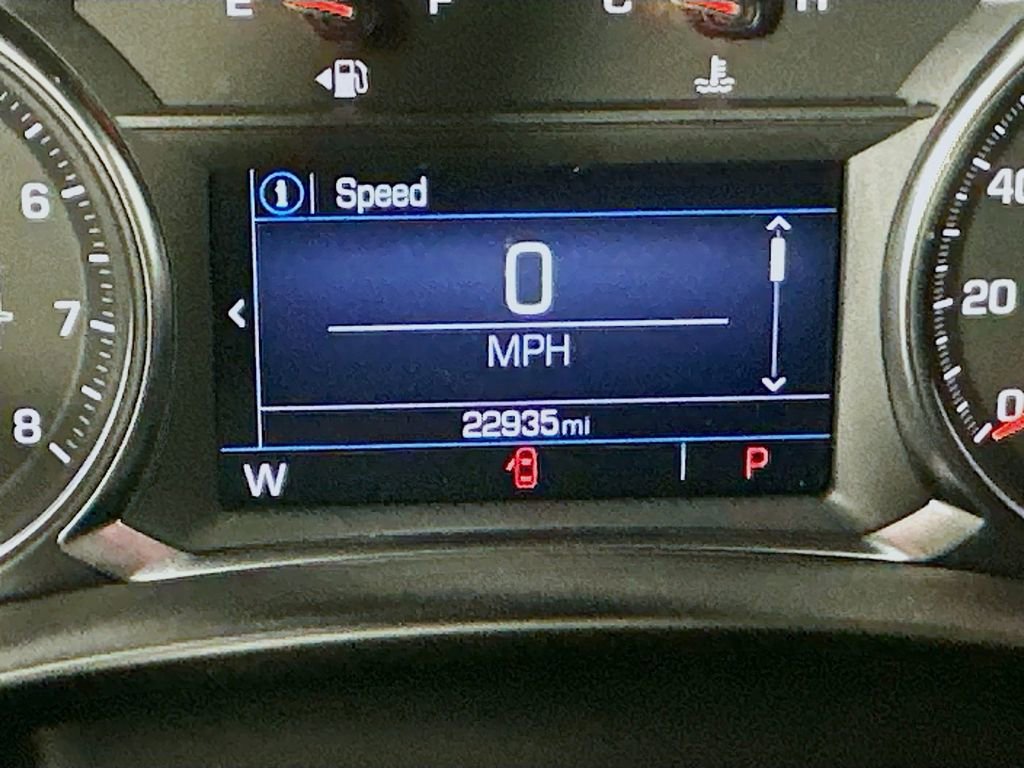 Used 2023 GMC Terrain SLE w/ Driver Convenience Package image 16