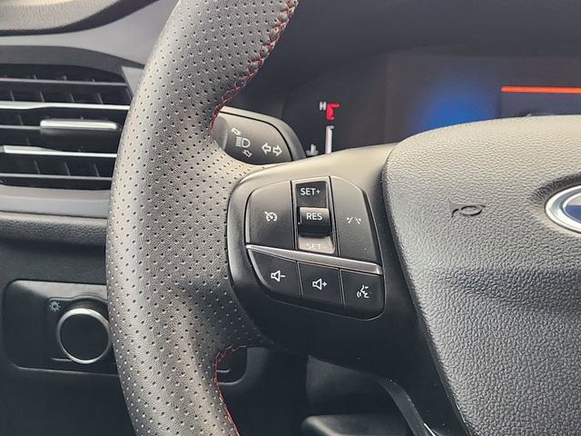 Used 2025 Ford Escape ST-Line image 28