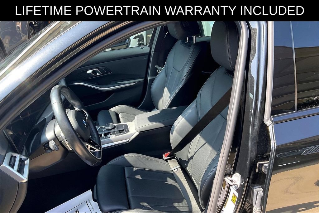Used 2025 BMW 330i xDrive Sedan AWD/4WD image 26