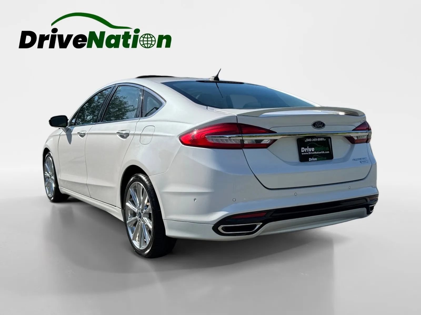 Used 2017 Ford Fusion Platinum FWD image 7