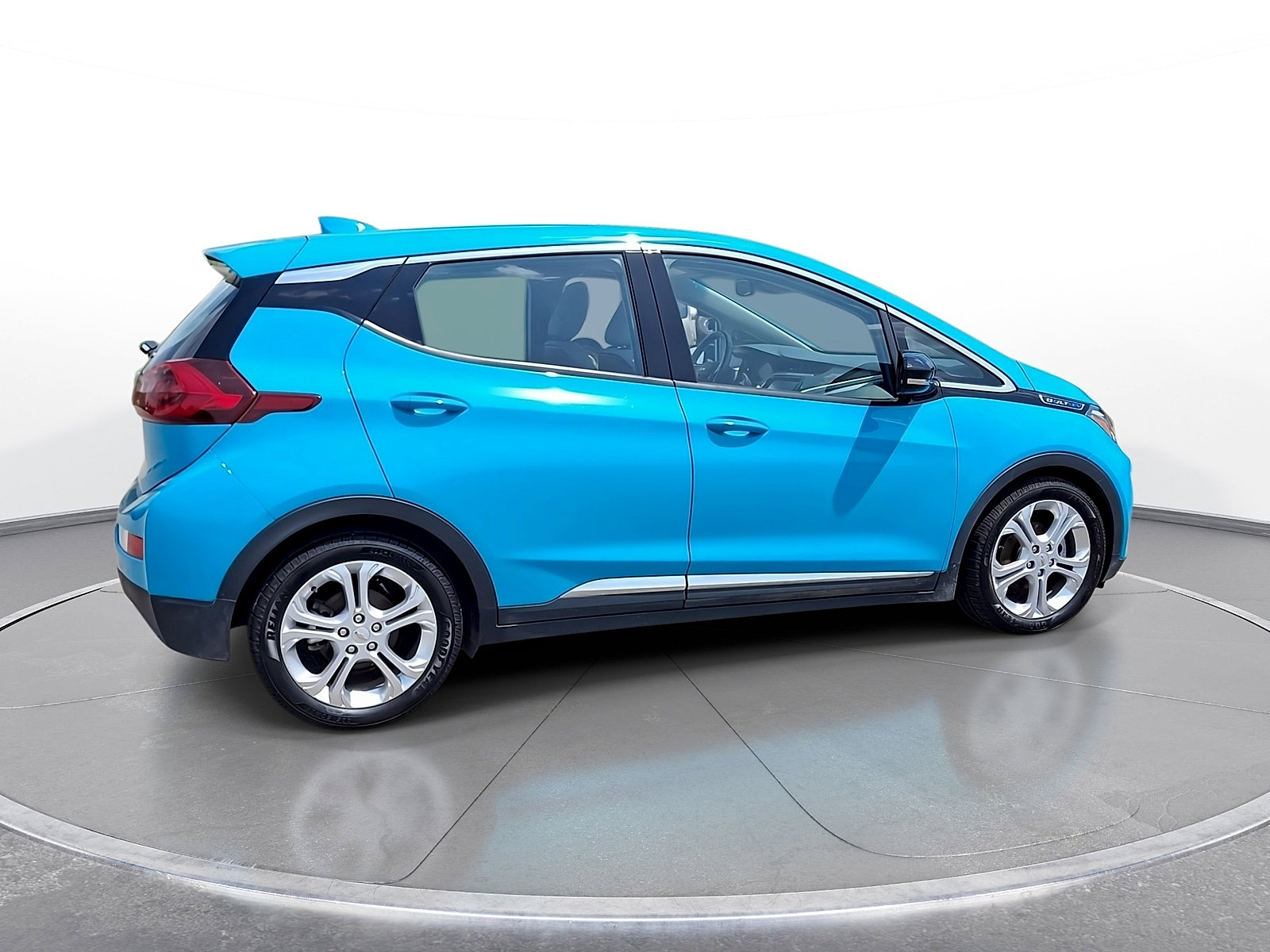 Used 2020 Chevrolet Bolt LT FWD image 8