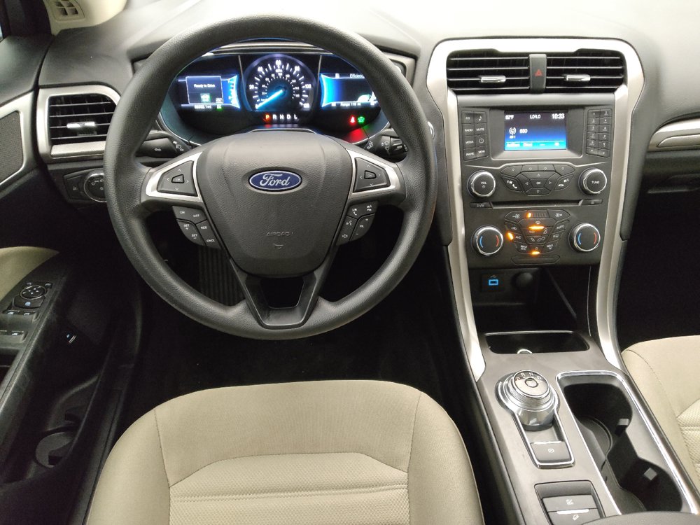 Used 2018 Ford Fusion S FWD image 22