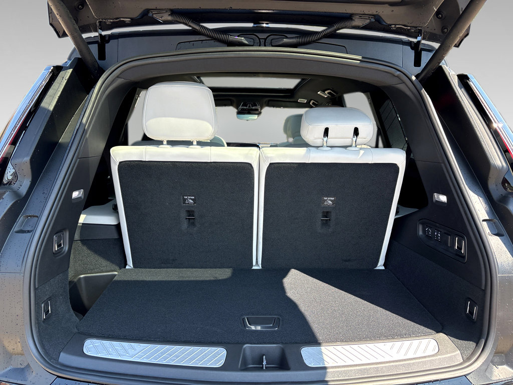 New 2026 Cadillac Vistiq Sport image 22