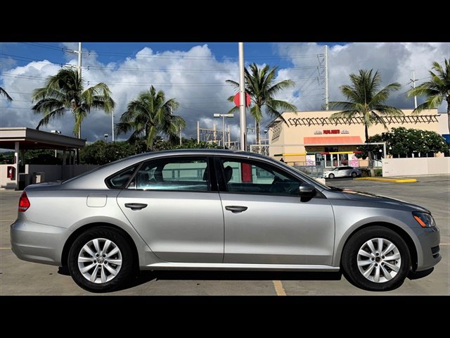 Used 2013 Volkswagen Passat 2.5 S FWD image 4