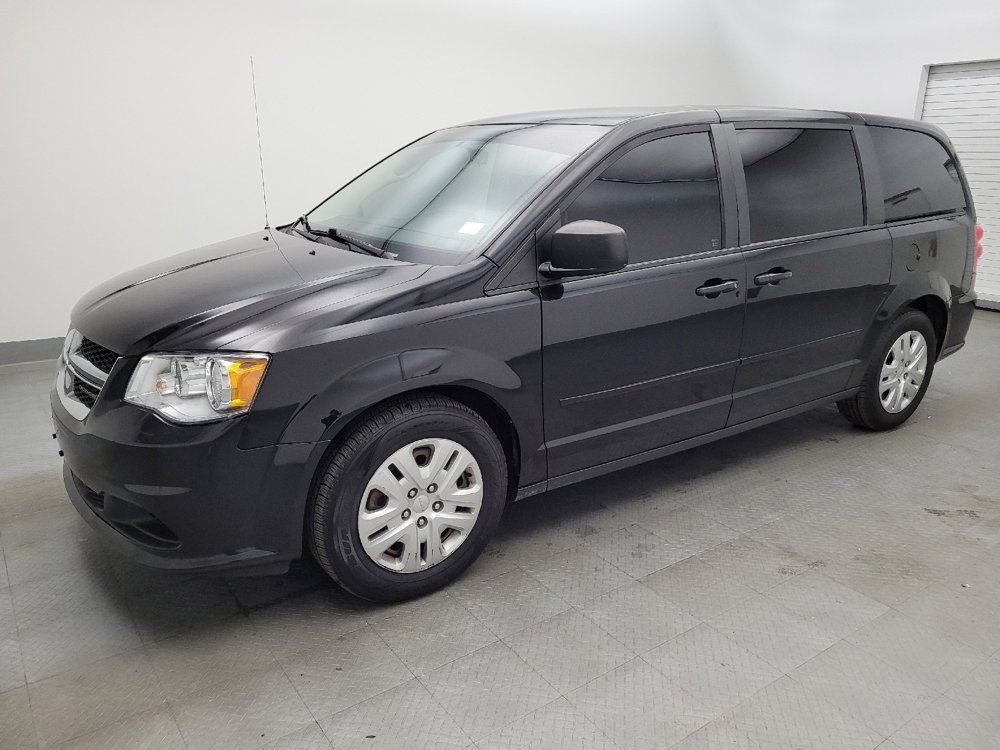 Used 2016 Dodge Grand Caravan SE w/ Quick Order Package 29E SE image 2