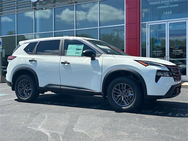 New 2026 Nissan Rogue S image 2