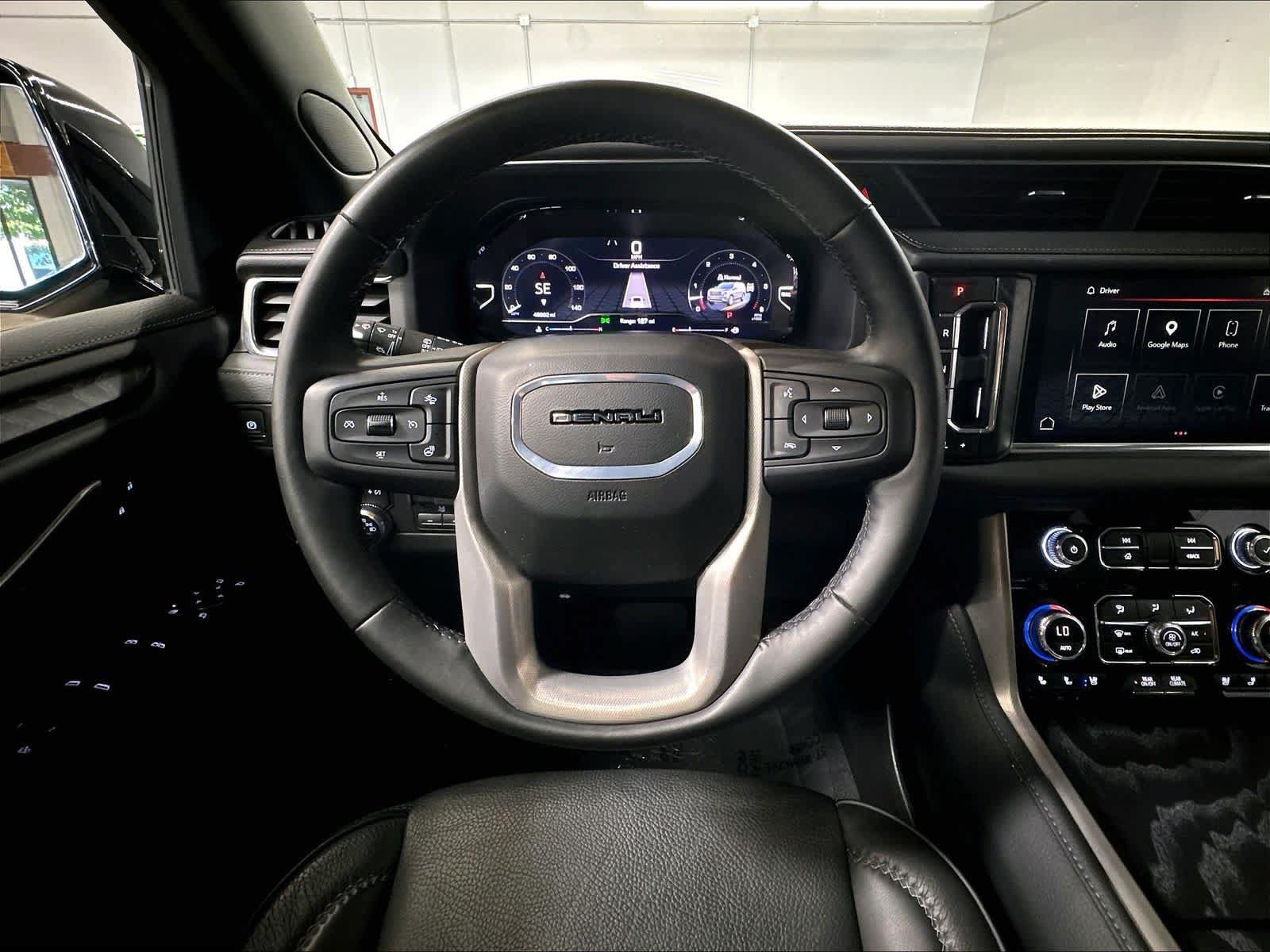 Used 2024 GMC Yukon Denali w/ Max Trailering Package AWD/4WD image 8