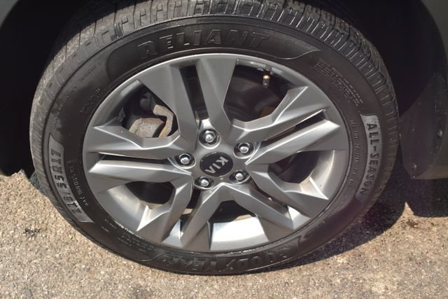 Used 2021 Kia Seltos S AWD/4WD image 40