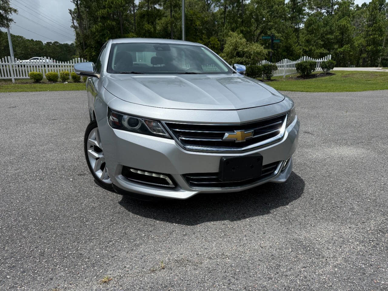 Used 2015 Chevrolet Impala LTZ FWD image 36