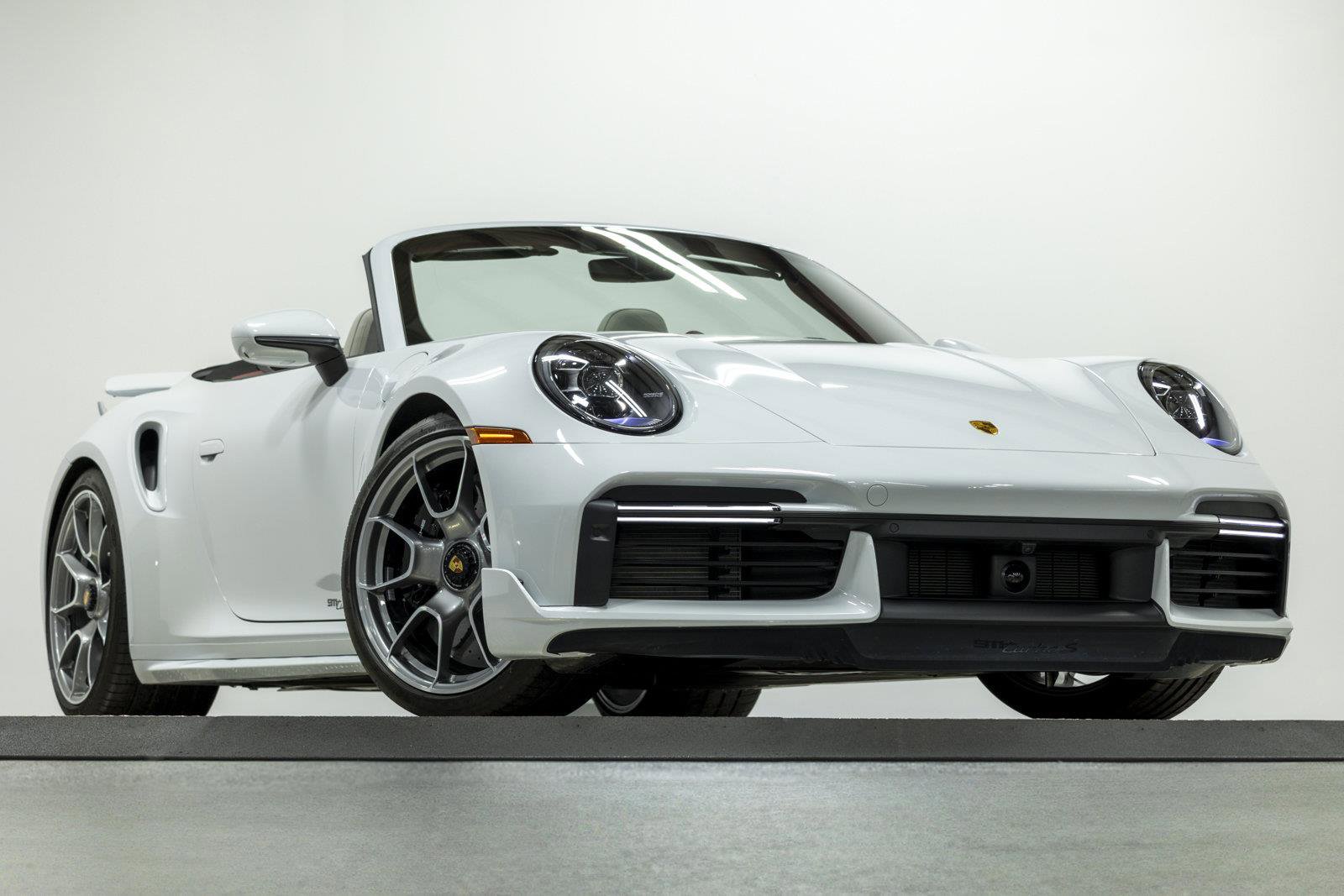 Used 2022 Porsche 911 Turbo S image 38