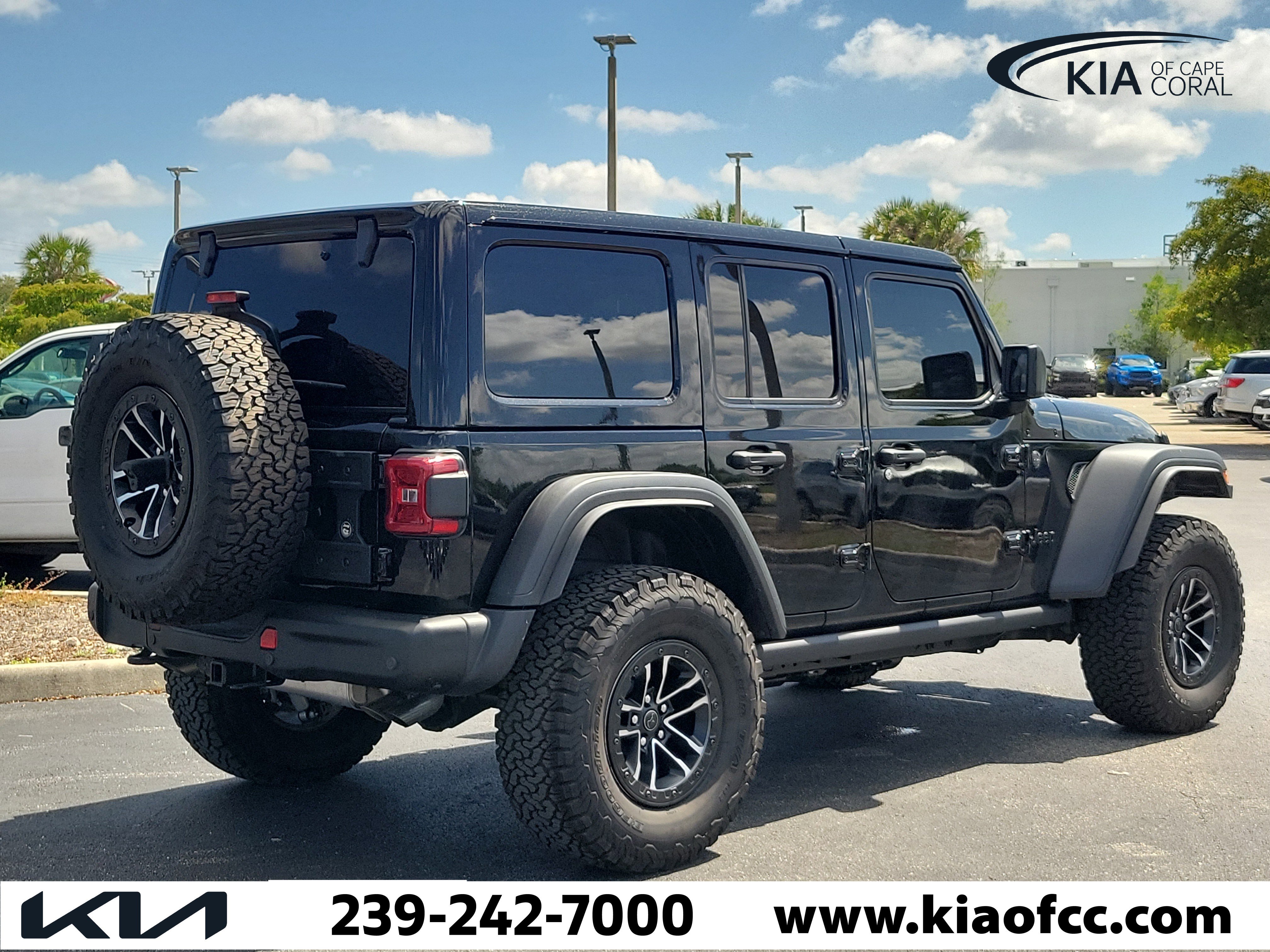 Used 2026 Jeep Wrangler Unlimited Rubicon 392 w/ Quick Order Package 27X Moab AWD/4WD image 6