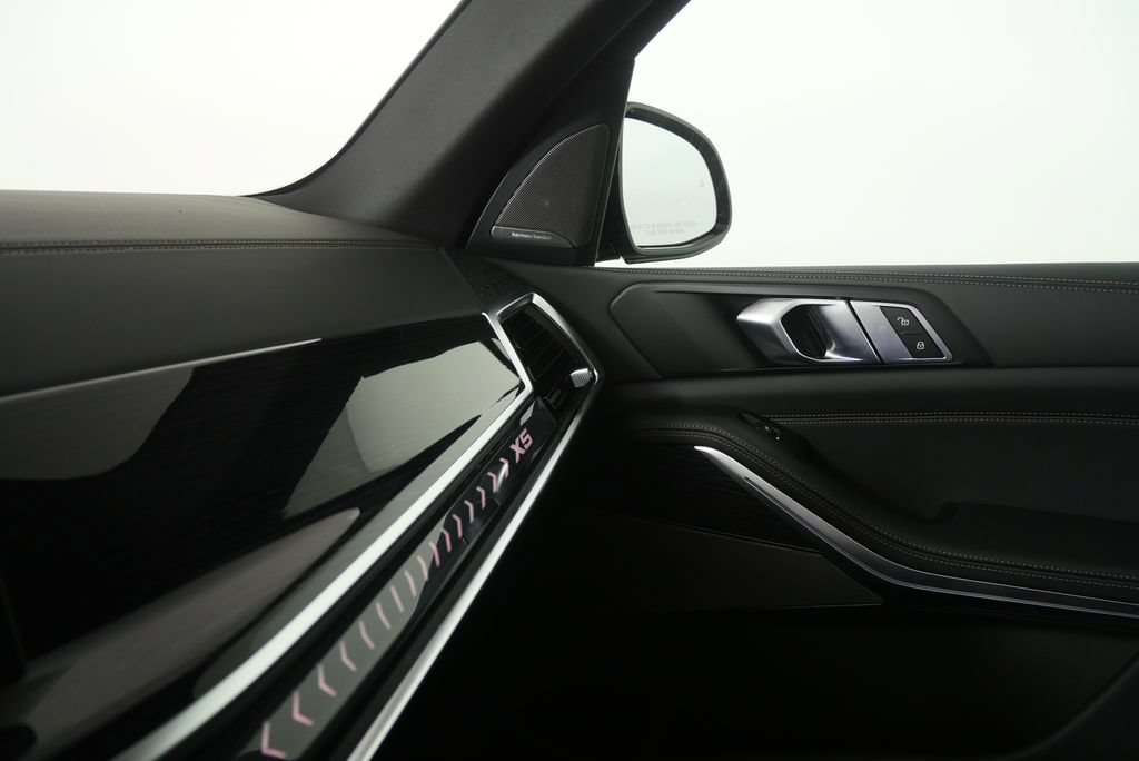 New 2026 BMW X5 sDrive40i RWD image 23