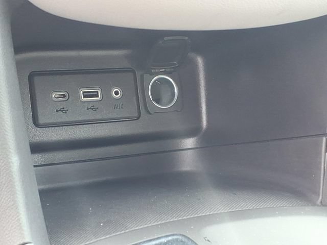 Used 2024 Chevrolet Equinox LS w/ LS Convenience Package FWD image 21