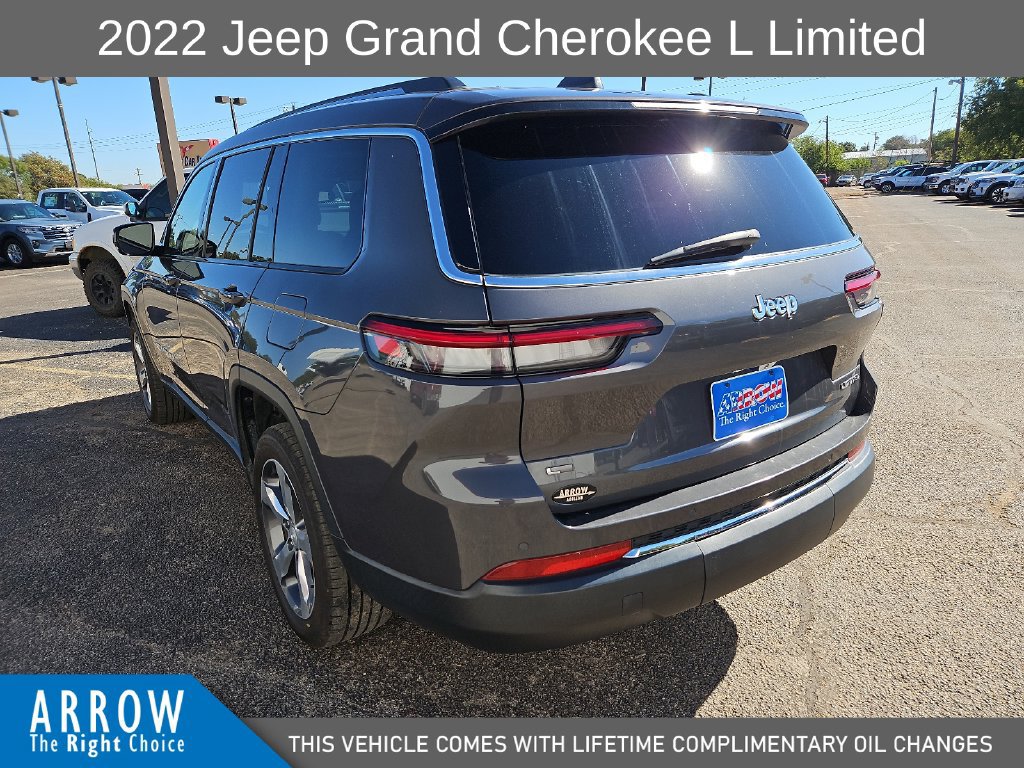 Used 2022 Jeep Grand Cherokee L Limited RWD image 9